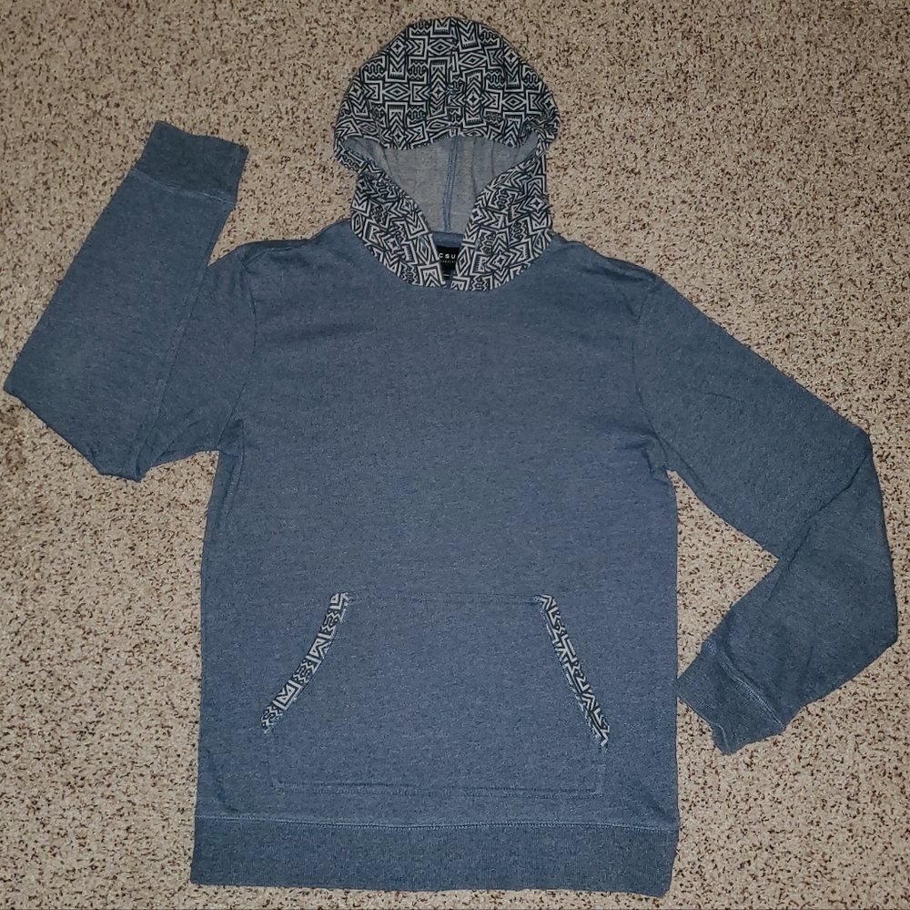 PacSun Pullover Hooded Long Sleave Light Weight Sweatshirt